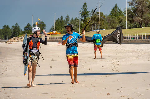 Kitesurfing Lessons: What to Expect and How to Prepare