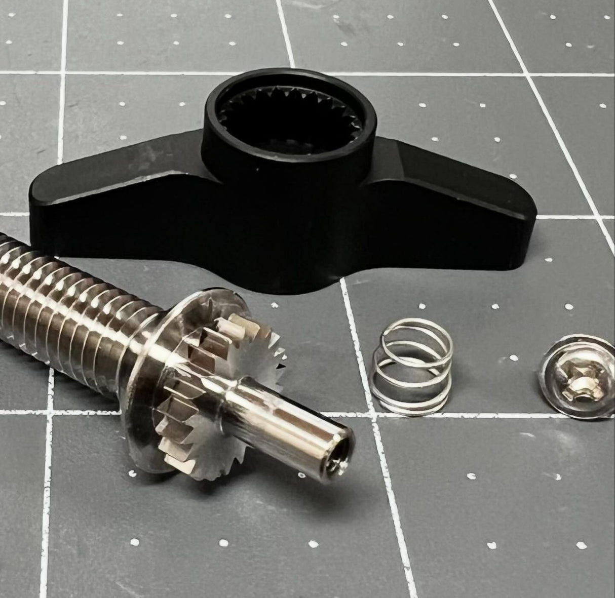 Konrad Click nut (set of 4)