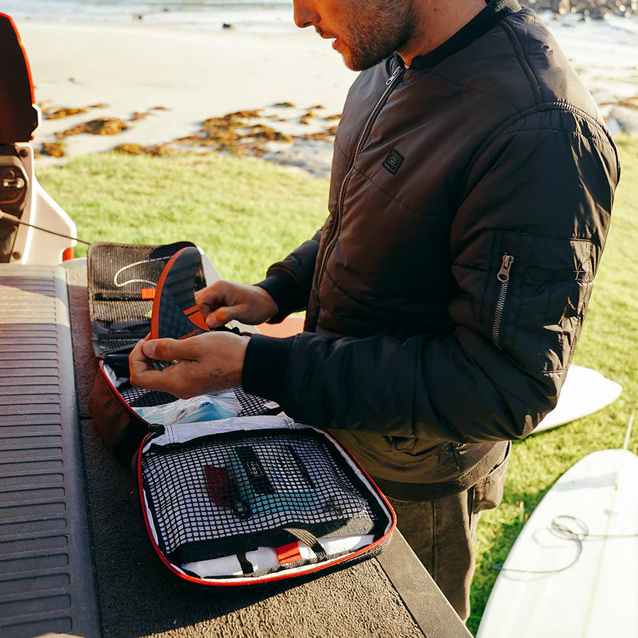 Ocean+Earth Fin Case